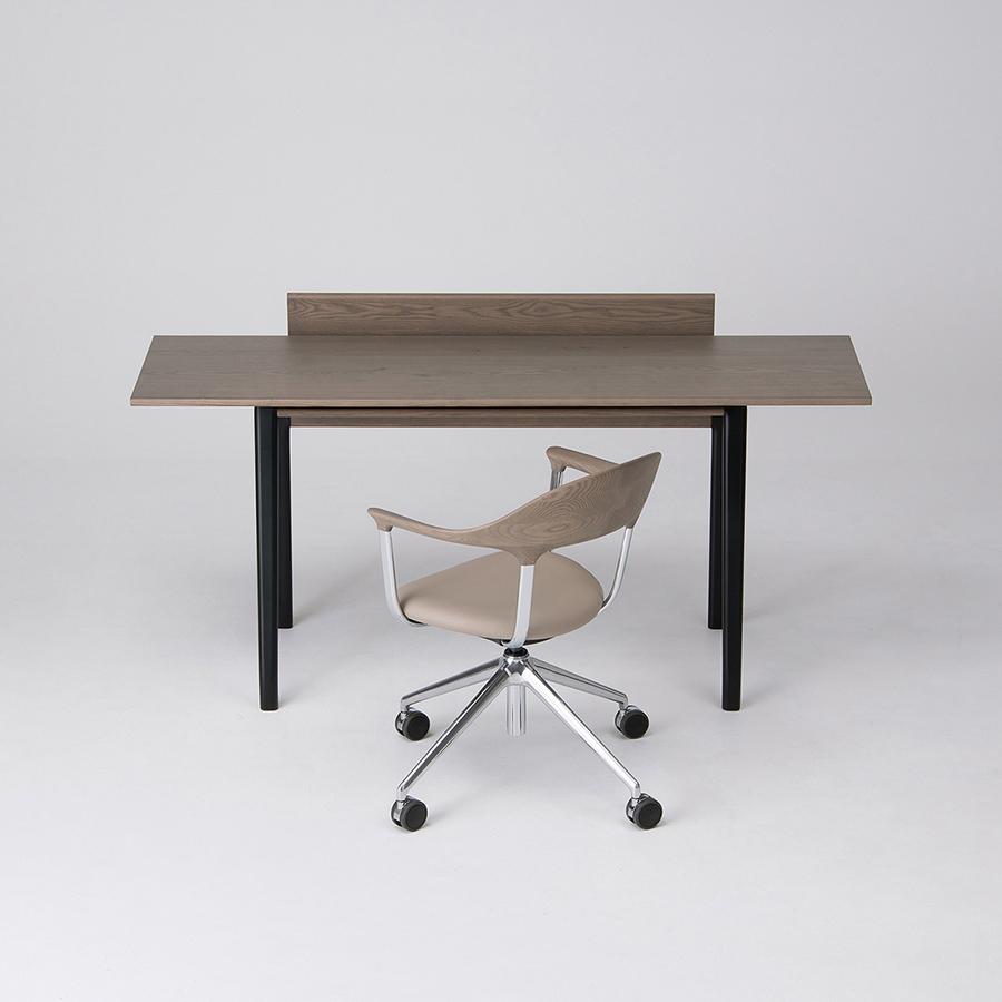 FOUR DESK 04